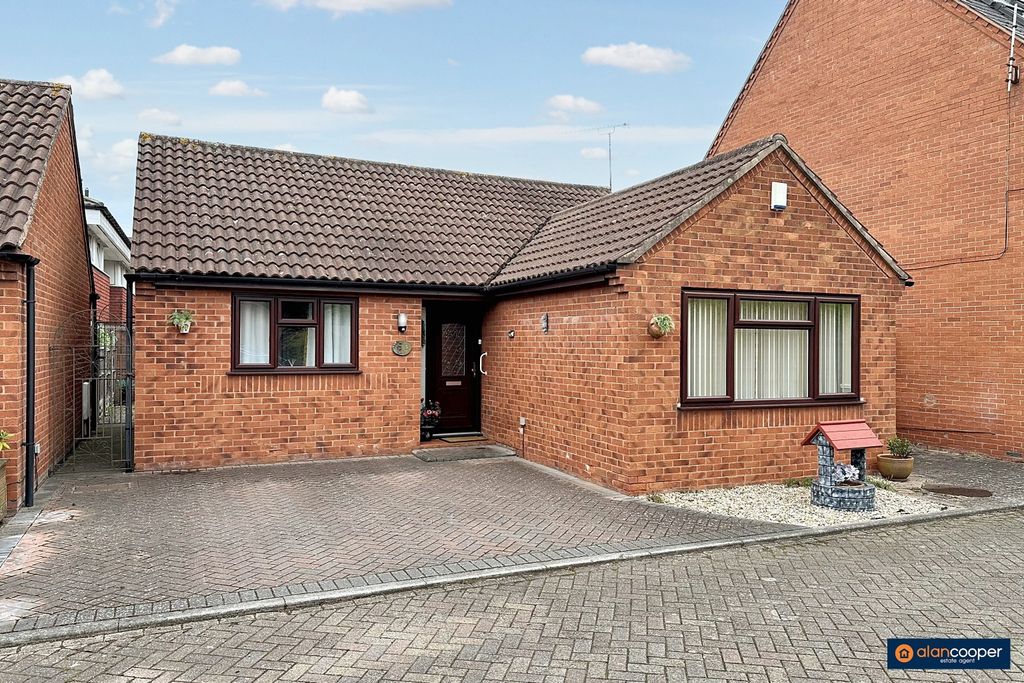 Property photo 1 of 12 4065180
