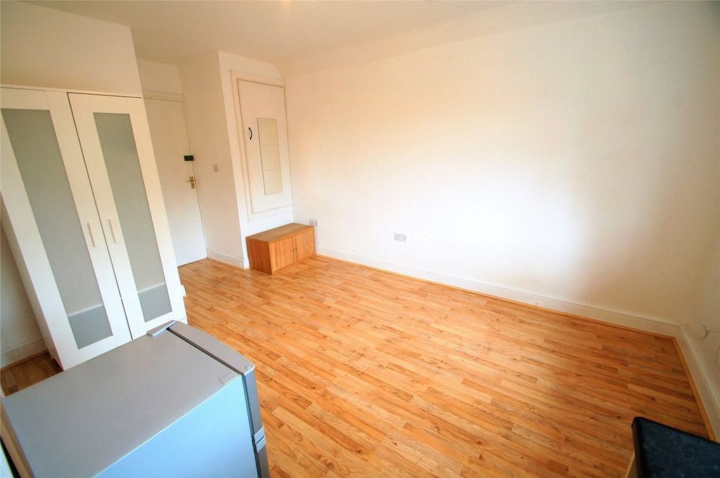 Property photo 3 of 6 Picture No. 03