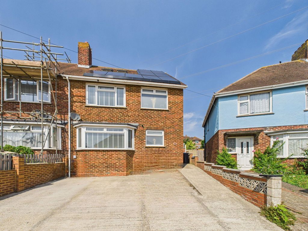 Property photo 1 of 23