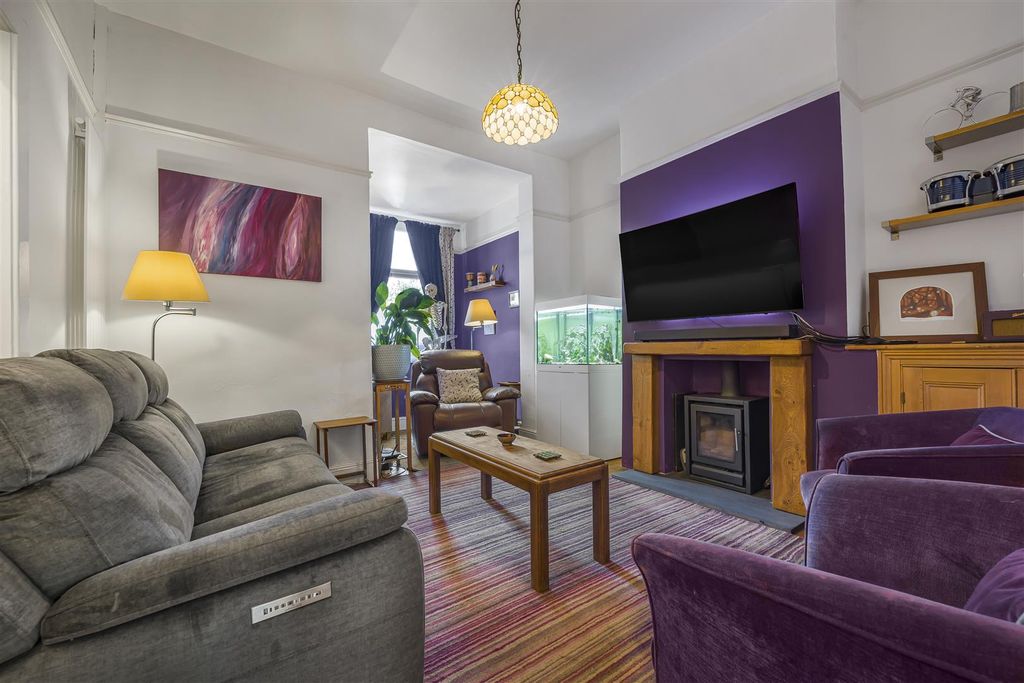 Property photo 2 of 23 02-A7409345.Jpg