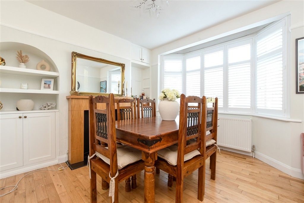 Property photo 1 of 17 Dining Area