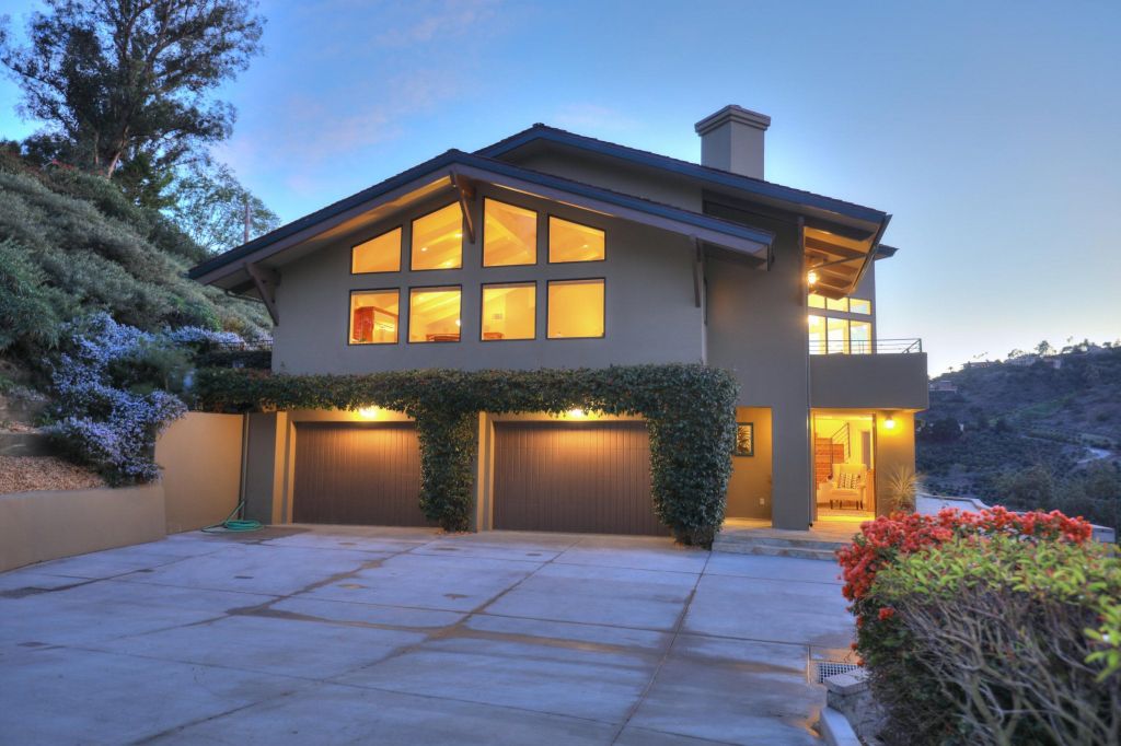 Property photo 3 of 10 <Alttext/>