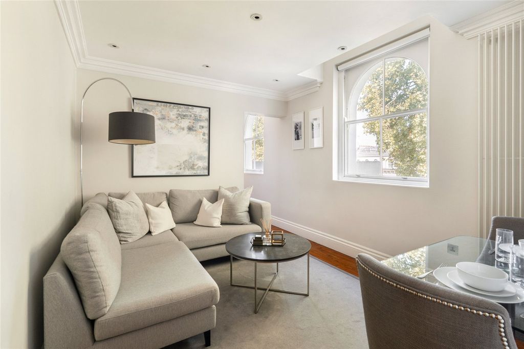 Property photo 1 of 12 Reception Room