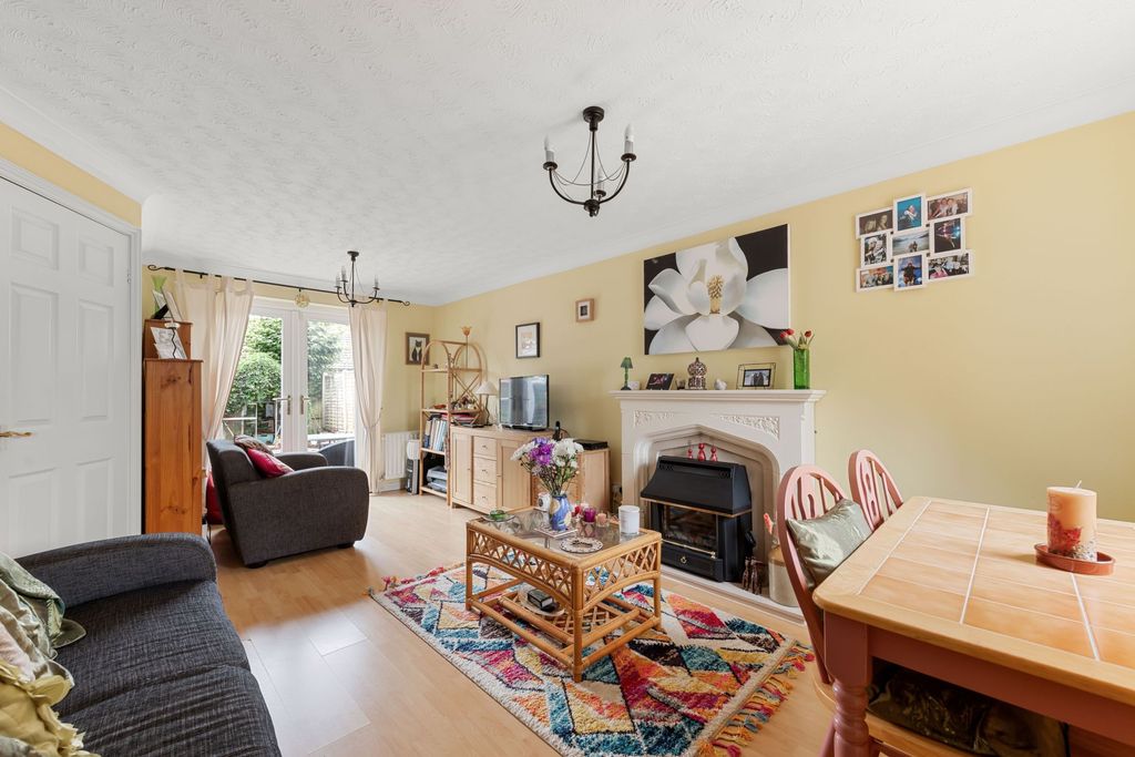 Property photo 3 of 23