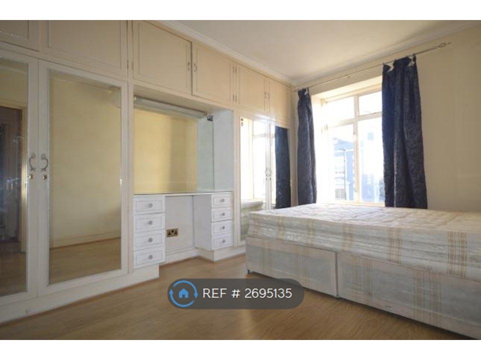 Property photo 1 of 4 Bedroom 1