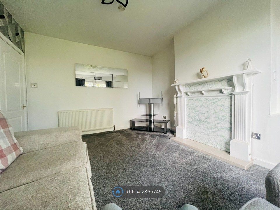 Property photo 3 of 25