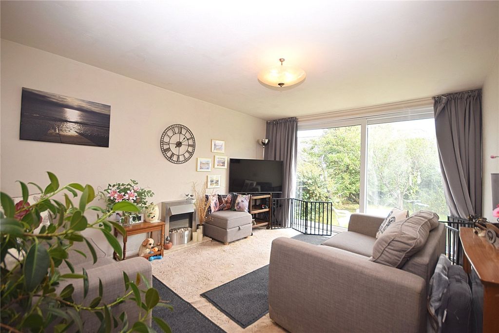 Property photo 3 of 13 Picture No. 04