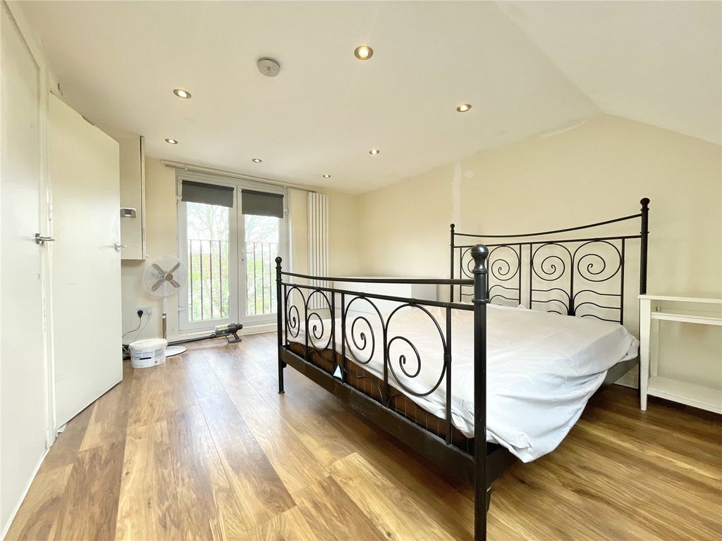 Property photo 2 of 5 Picture No. 01