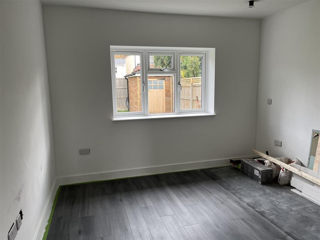 Property photo 2 of 7 Img_1922.Jpg