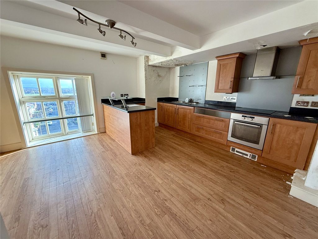 Property photo 3 of 12 Picture No. 05