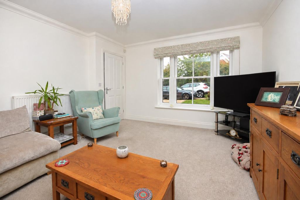 Property photo 3 of 32 2.Png