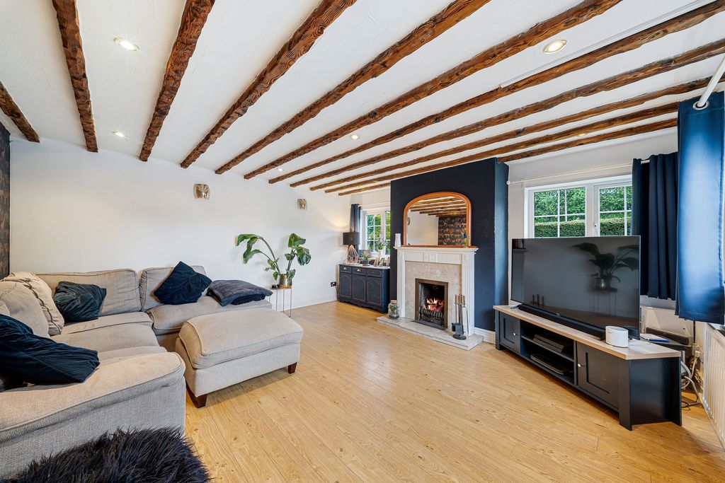 Property photo 2 of 64