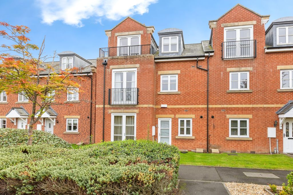 Property photo 2 of 15