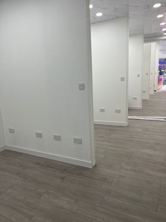 Property photo 1 of 6 Retail Units To Let In Southall