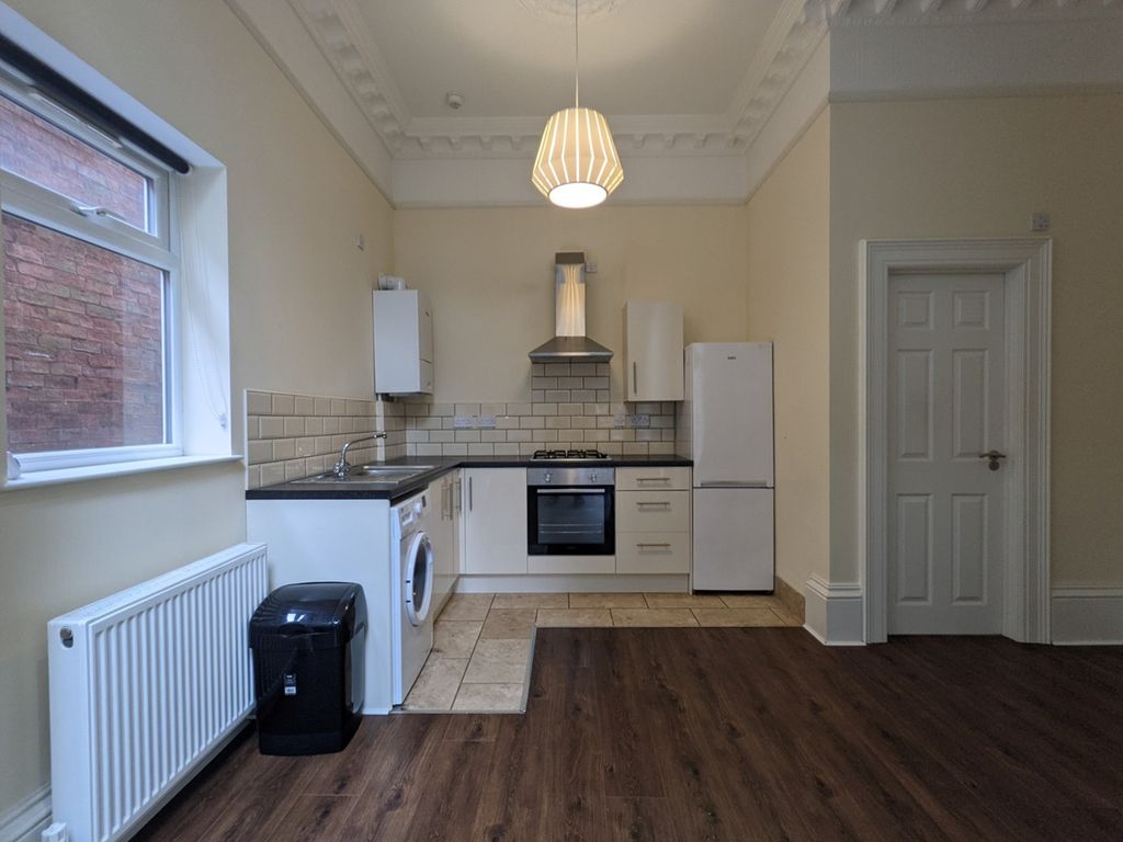 Property photo 2 of 11 Photo 1