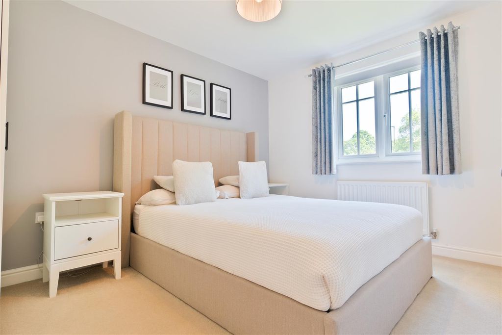 Property photo 2 of 13 Dsc02480-Edit.Jpg