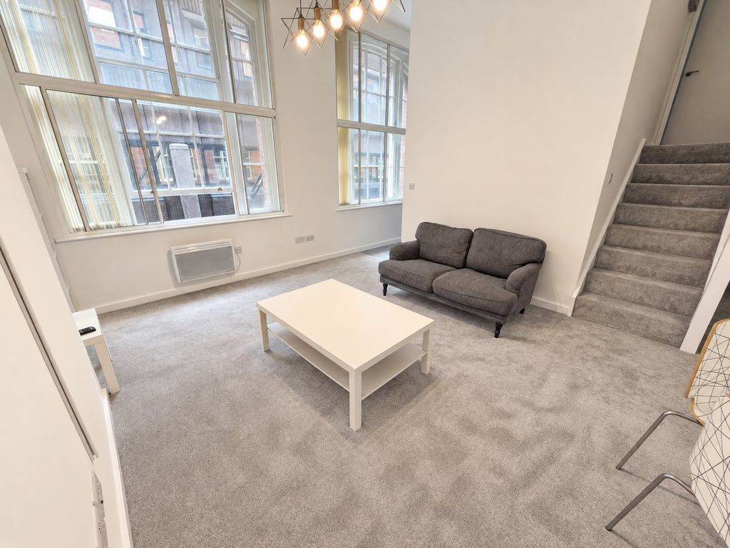 Property photo 1 of 11 24 The Albany - Living Room 3