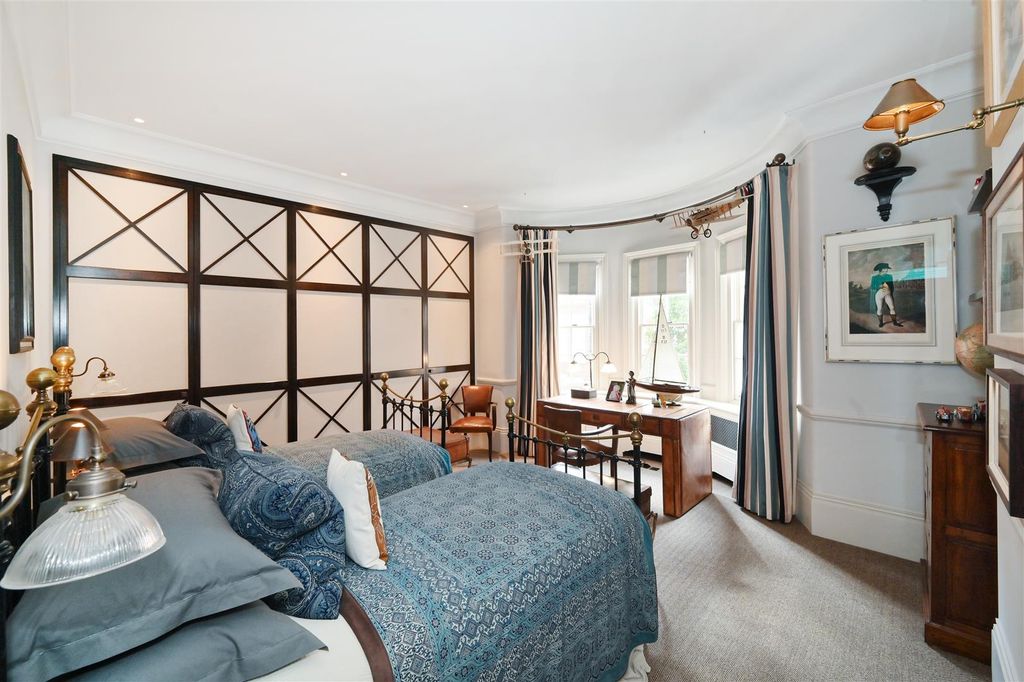 Property photo 3 of 11 3-13-Sloane-Court-West (1).Jpg