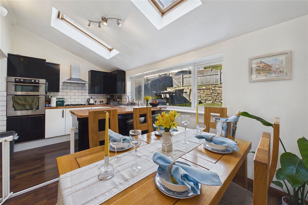 Property photo 2 of 16 Picture No. 31