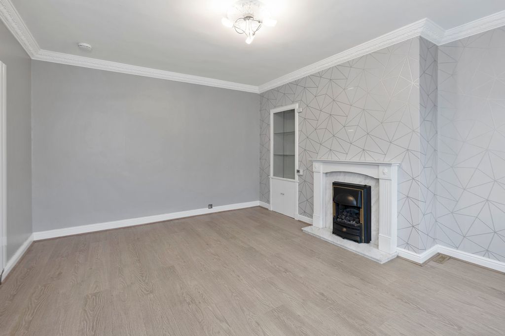 Property photo 3 of 12 Property Image 3