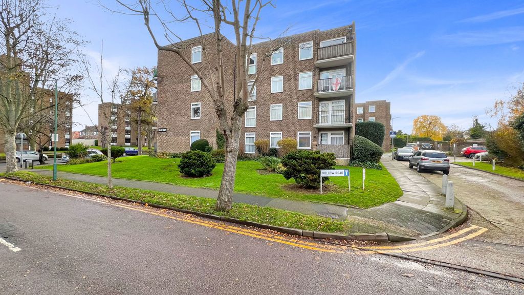 Property photo 1 of 15