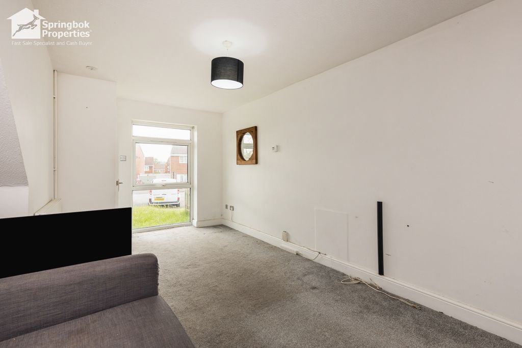 Property photo 3 of 12 Image 2