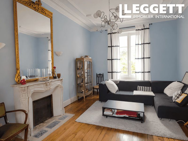 Property photo 3 of 10