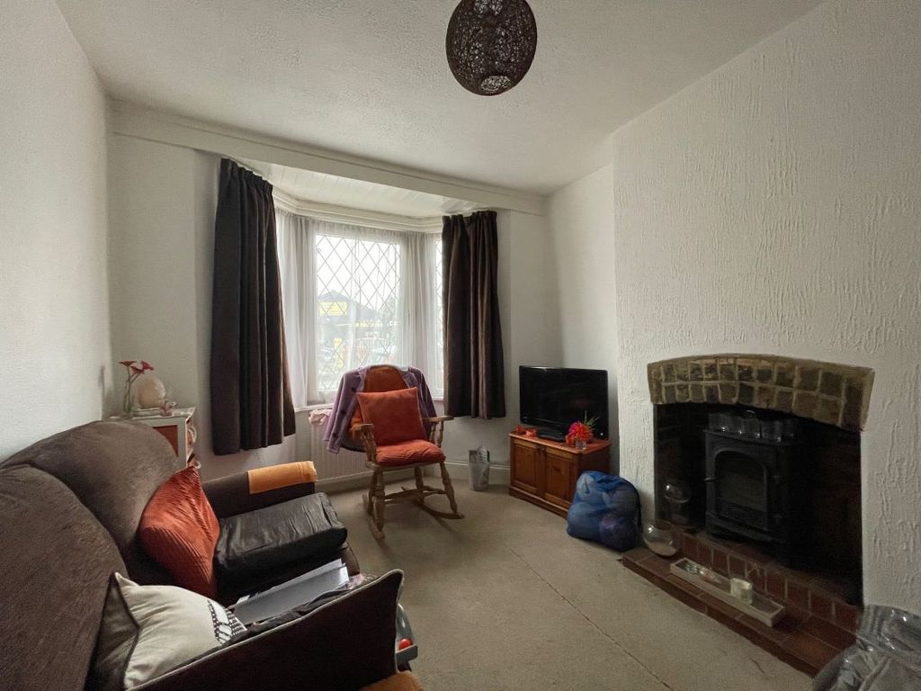 Property photo 2 of 19