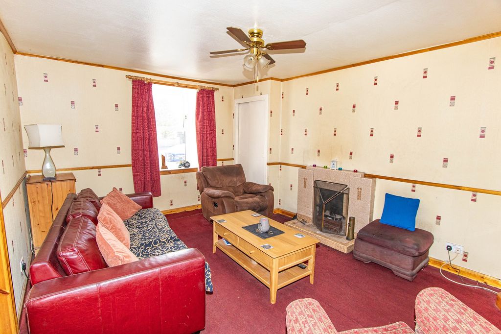Property photo 2 of 12 Not Specified