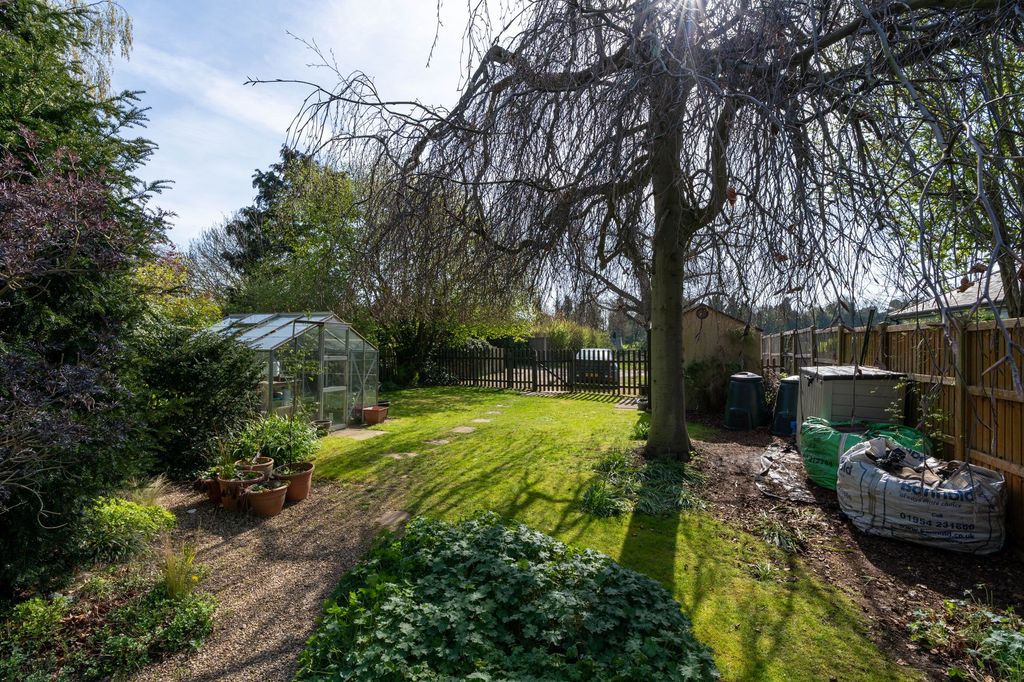Property photo 3 of 21
