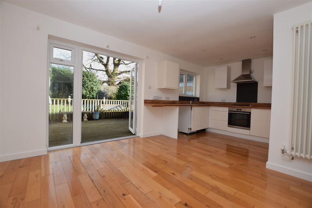 Property photo 2 of 9 Dsc_0128.Jpg