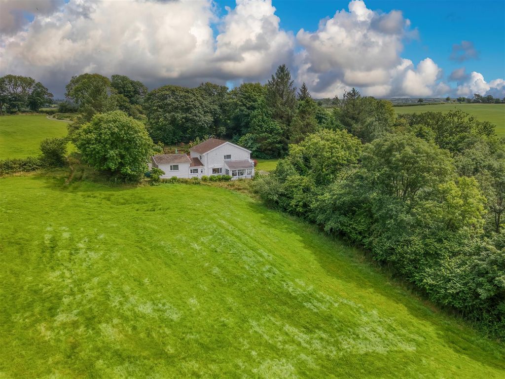 Property photo 3 of 47 Dji_0547_Hdr-Edit.Jpg