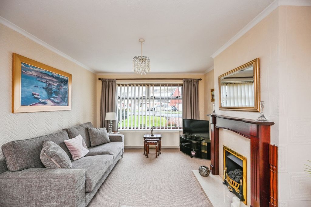 Property photo 3 of 15 Pbox-Img.Jpg