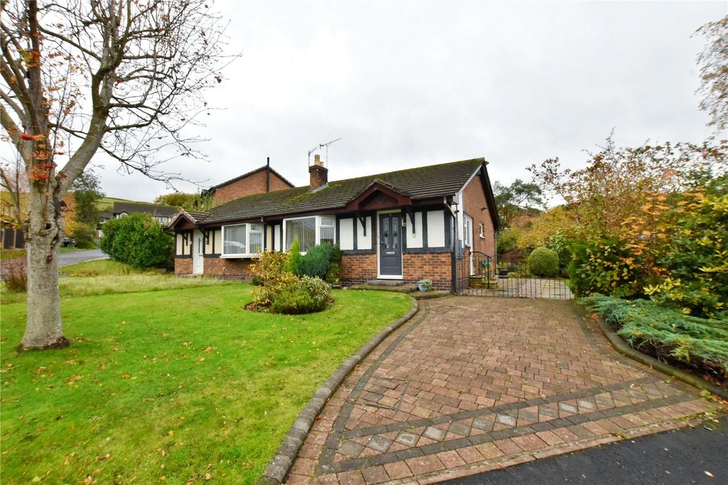 Property photo 1 of 18 Front