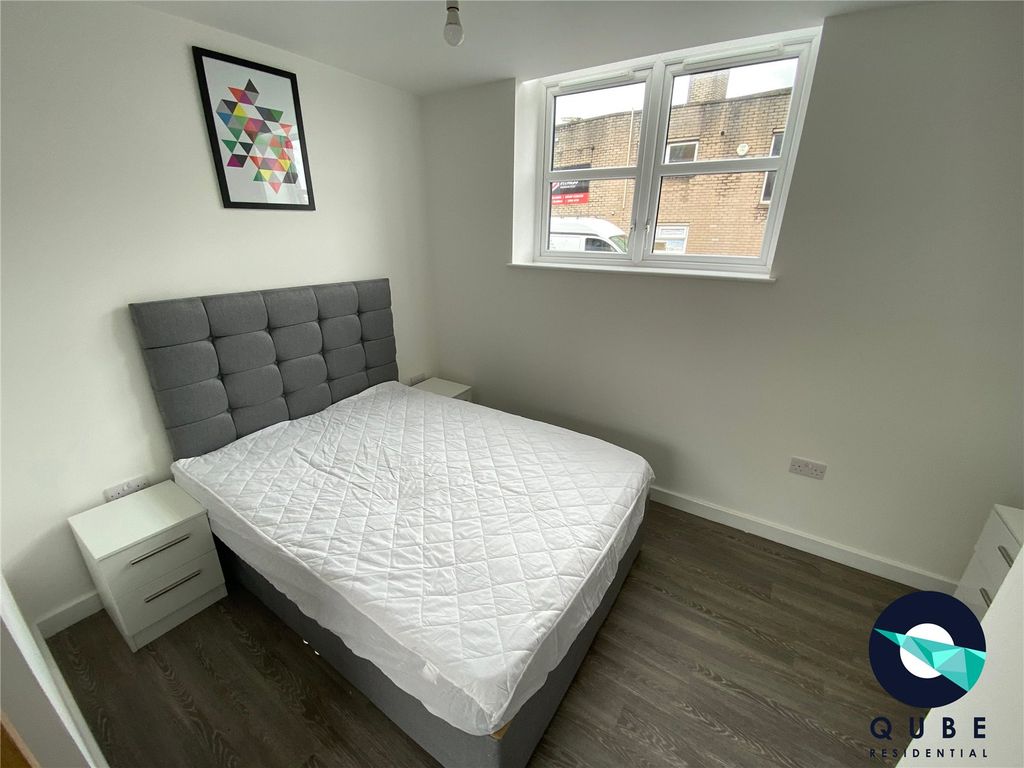 Property photo 2 of 5 Picture No. 01