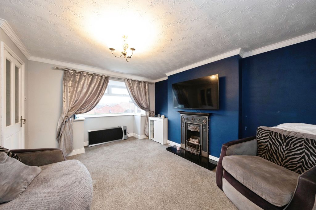 Property photo 3 of 20 Dscf0082