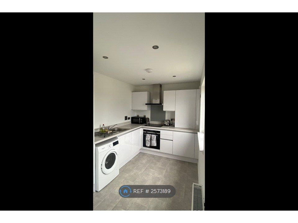 Property photo 3 of 3