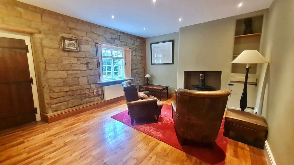 Property photo 2 of 10 Image