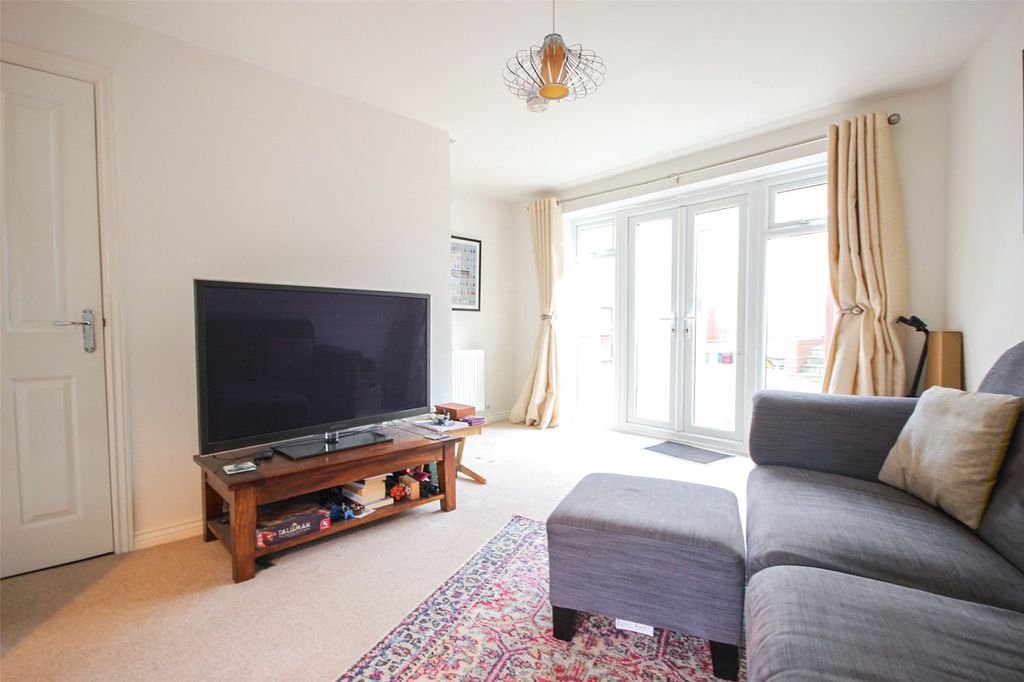 Property photo 2 of 9 Picture No. 03