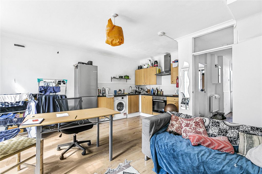 Property photo 3 of 14 Picture No. 07