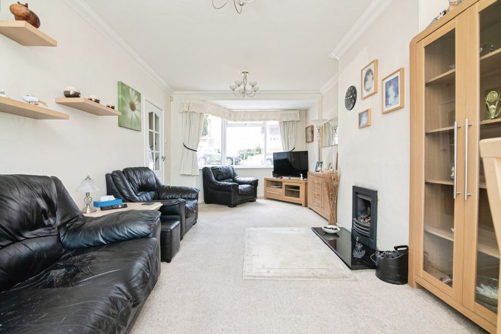 Property photo 3 of 15