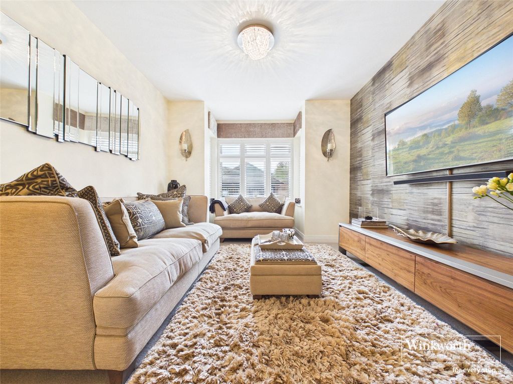 Property photo 3 of 25 Picture No. 07