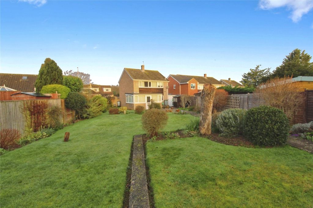 Property photo 2 of 15 Picture No. 05