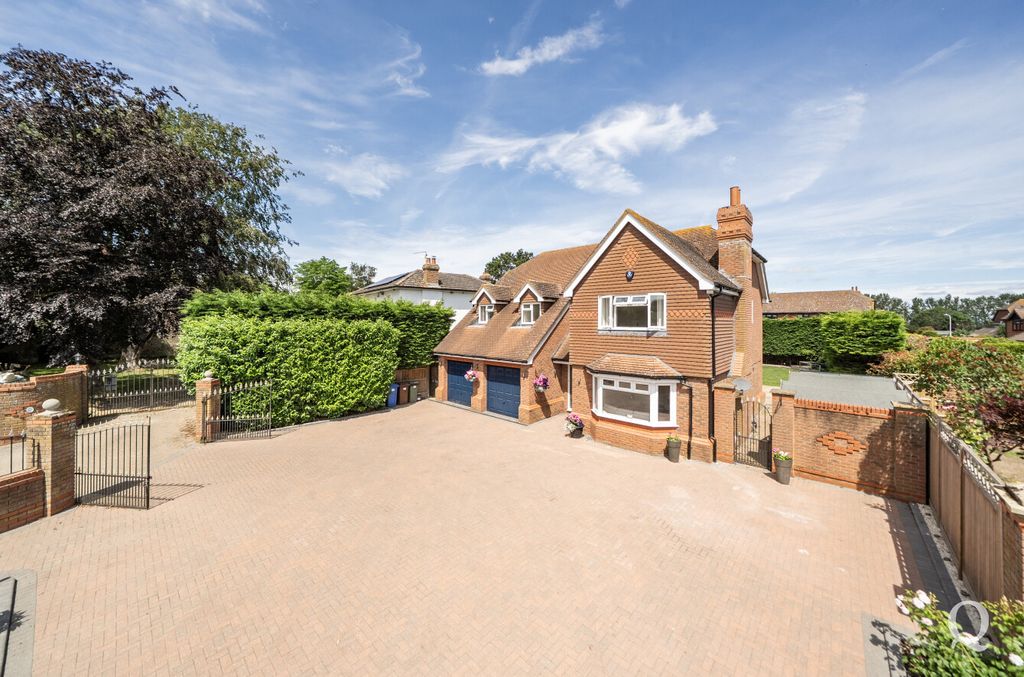 Property photo 1 of 28 31Deec5A-d38E-428...