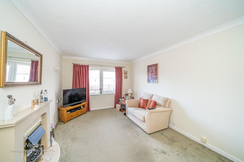 Property photo 2 of 36 © Webbs Estate Agents © (72 Of 100).Jpg