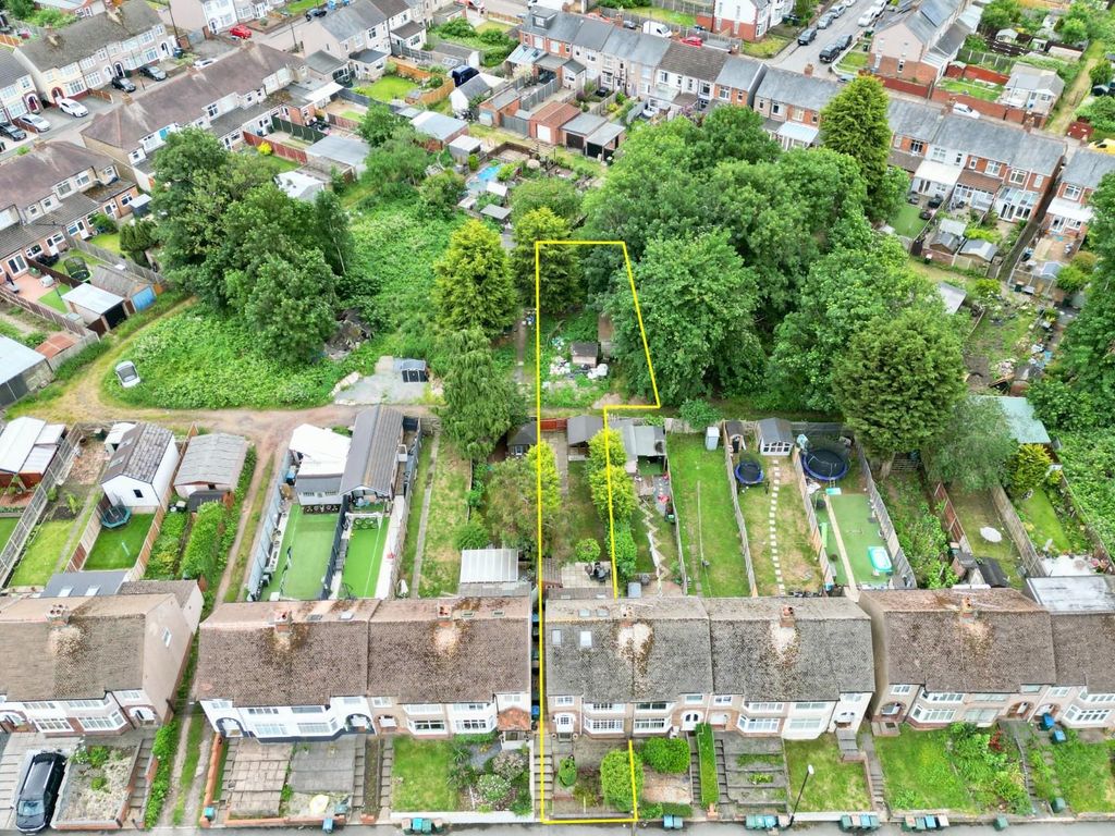 Property photo 1 of 18 Aerial