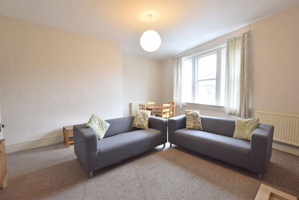 Property photo 2 of 11 Living Room 1