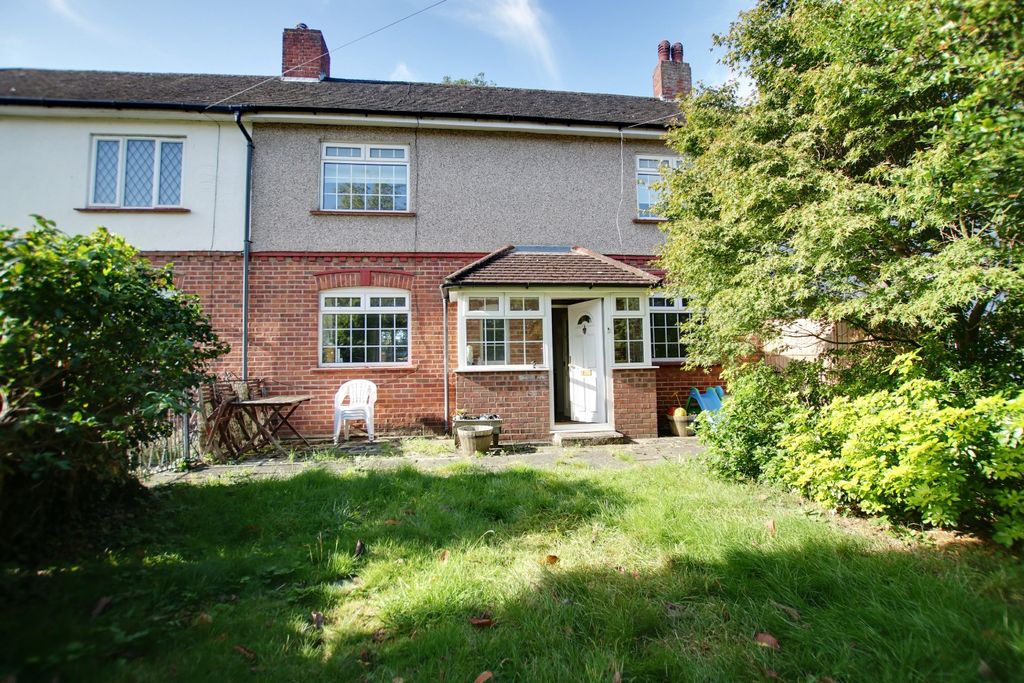 Property photo 1 of 17 2702541