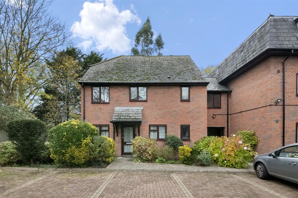 Property photo 1 of 14