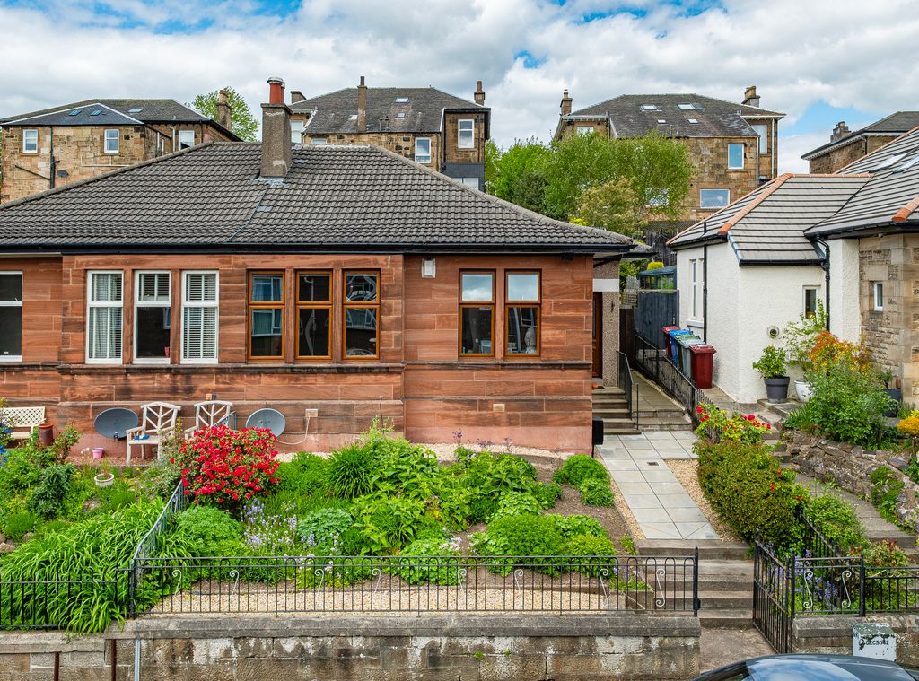 Property photo 1 of 39